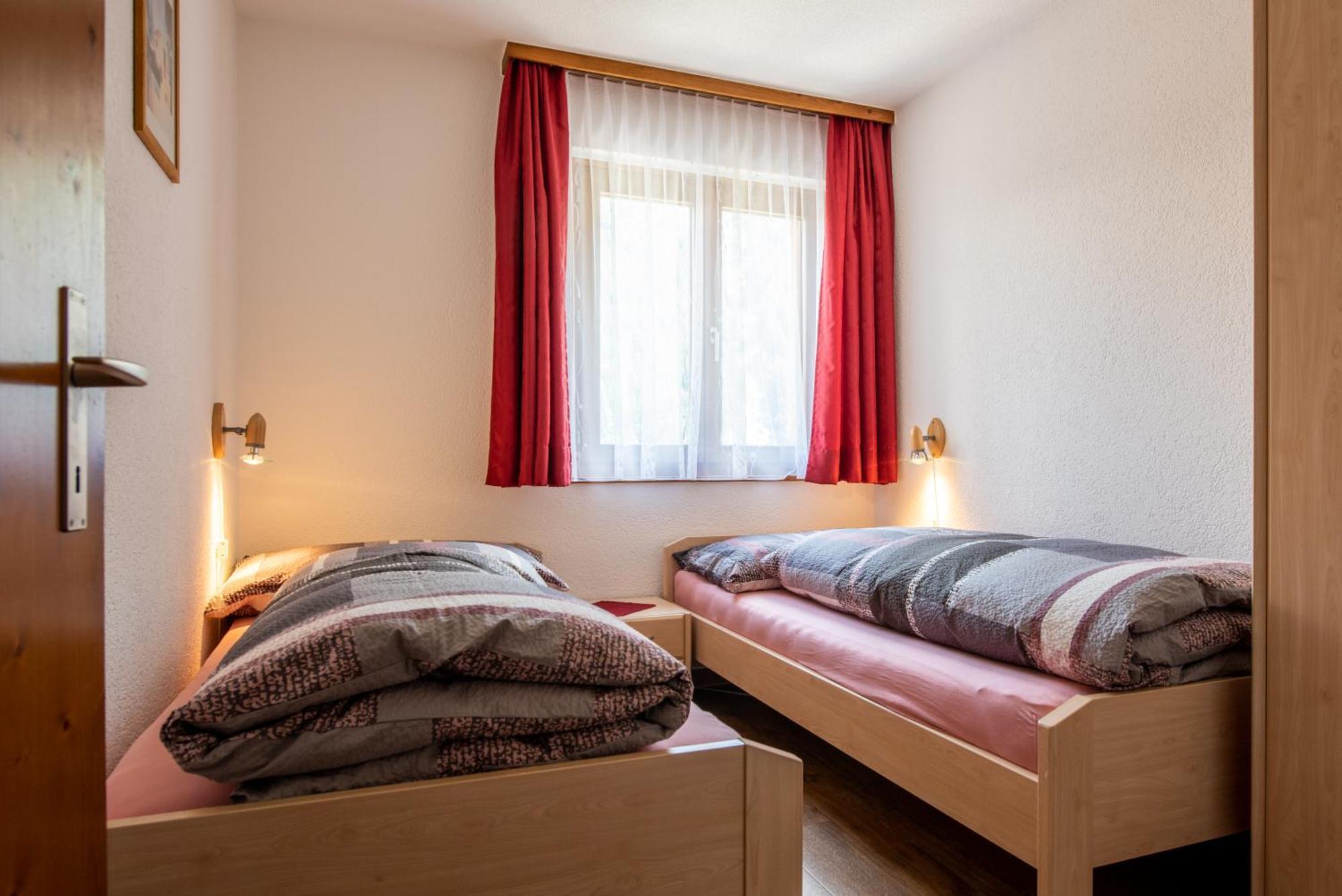 Haus Avalanche Apartment Saas-Fee Room photo